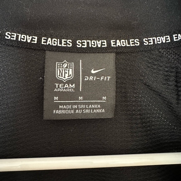 EAGLES & Nike 3/4 zip Dri Fit. Size Medium. - Picture 8 of 8